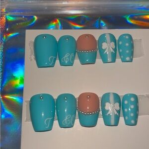 10 PC Hand Crafted T&Co Nails NWT